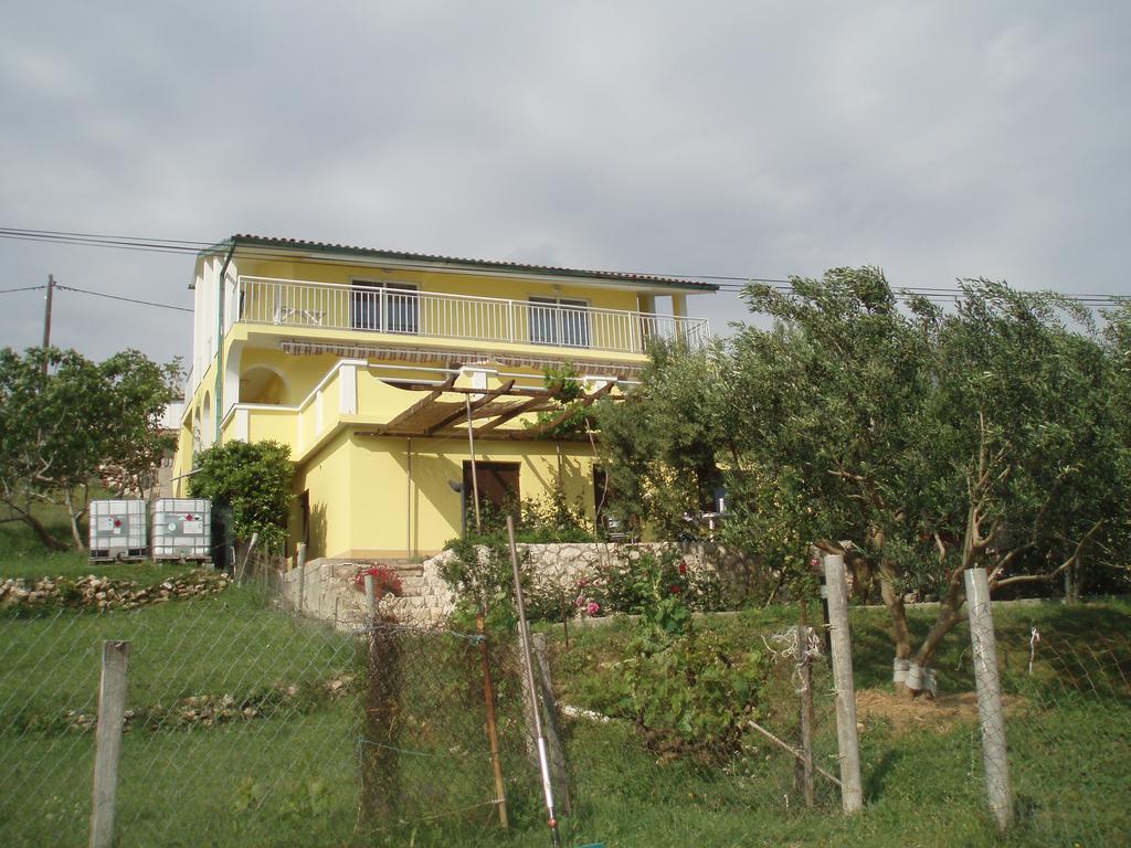 Apartments Roza Miskovici Exterior photo